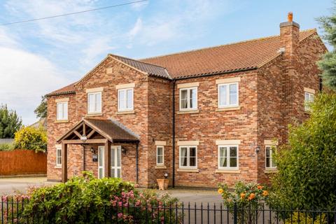 5 bed property, in Bailey House, £895,000