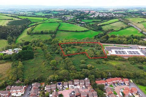 Land, in Paignton, £650,000