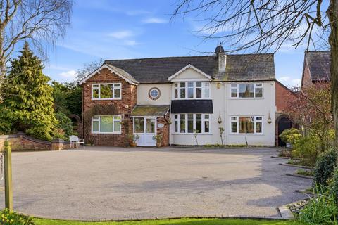 8 bed property, in Town Lane, £1,245,000