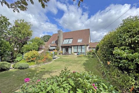 4 bed property, in Dunkeswell EX14, £490,000