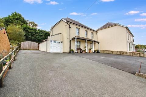 3 bed property, in Ebenezer Street, £340,000