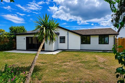 3 bed property, in Forest Way, £599,950