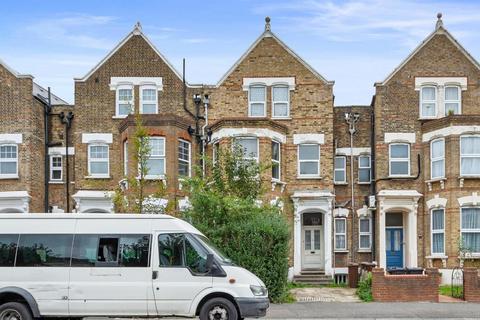 7 bed property, in Bethune Road, £1,750,000