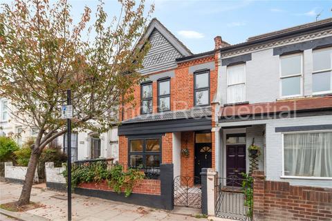 4 bed property, in Umfreville Road, £1,050,000