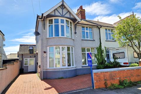 3 bed property, in South Place, £425,000