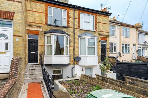 4 bed property, in Hartnup Street, £300,000