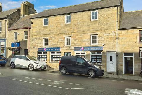 2 bed property, in Townfoot, £360,000