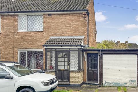 2 bed property, in Haywharf Road, £150,000