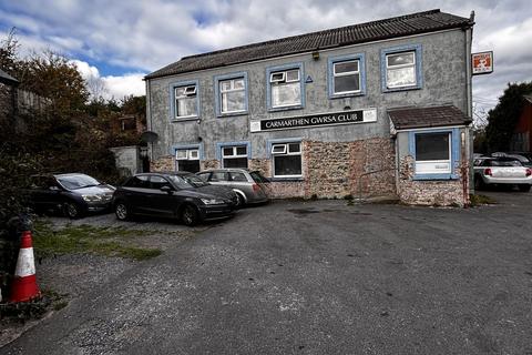 Land, in Brewery Road, £140,000