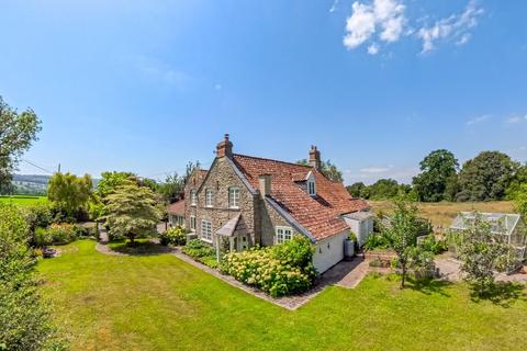 5 bed property, in Charming period residence set within the rural hamlet of Aldwick, £1,095,000