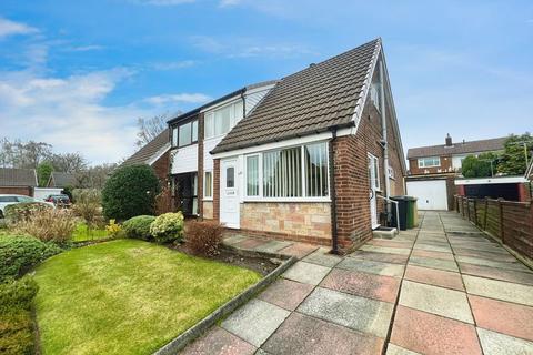 3 bed property, in Shorefield Mount, £269,950