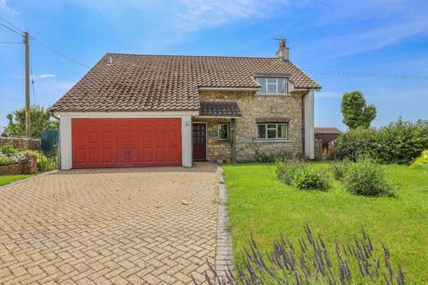 4 bed property, in Lime Kiln Cottage, £625,000