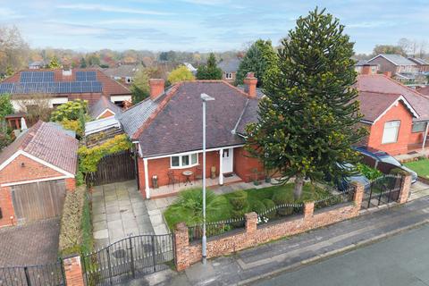 3 bed property, in Austral Avenue, £349,995