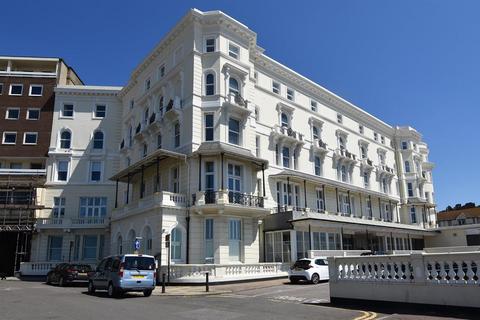 1 bed property, in Robertson Terrace, £100,000