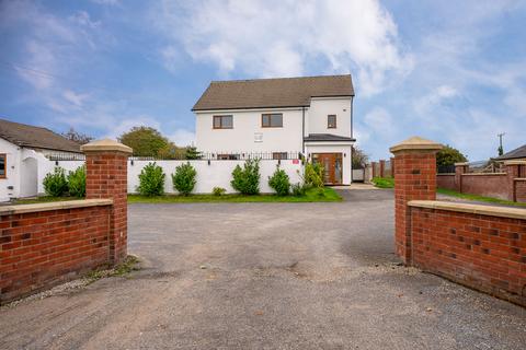 4 bed property, in Prescot Road, £650,000