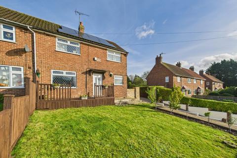 3 bed property, in Main Street, £220,000