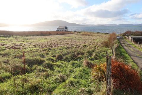 Land, in 9 ½ Lower Halistra, £115,000