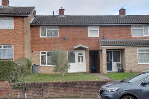 2 bed property, in Darwin Road, £300,000