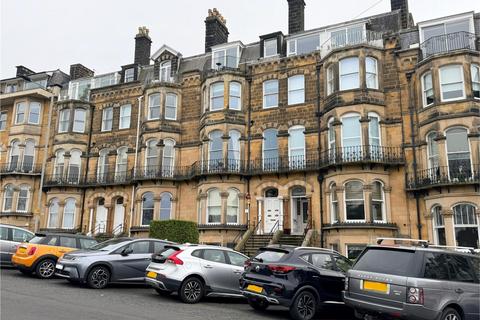 2 bed property, in Esplanade, £135,000