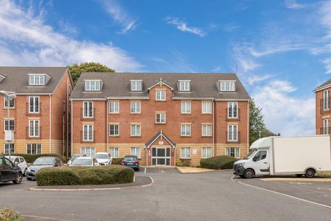 2 bed property, in Canberra Way, £115,000