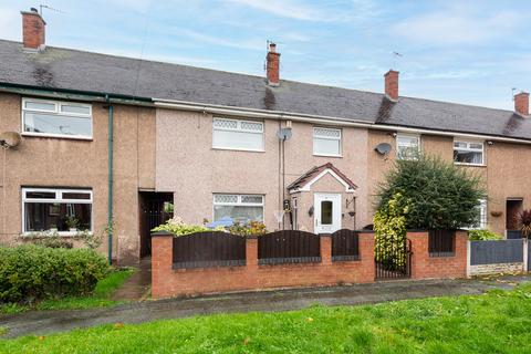 3 bed property, in Cholmondeley Road, £165,000
