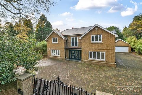 5 bed property, in Callow Hill, £1,775,000