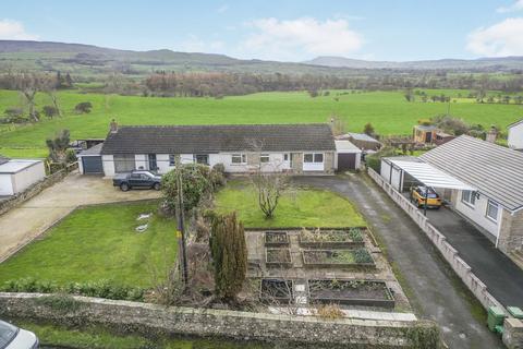 3 bed property, in Athgada, £350,000