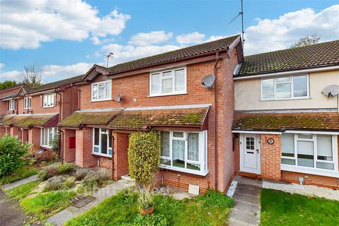 2 bed property, in Gorringes Brook, £305,000