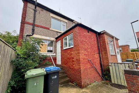 2 bed property, in Dawdon Crescent, £45,000