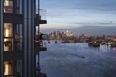 2 bed property, in Woolwich, £727,500