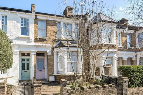 3 bed property, in Carlisle Road, £1,800,000