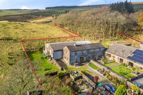 3 bed property, in Buckden, £495,000