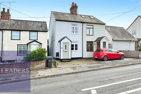 2 bed property, in Mount Hill, £250,000