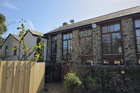2 bed property, in Tannery Row, £230,000
