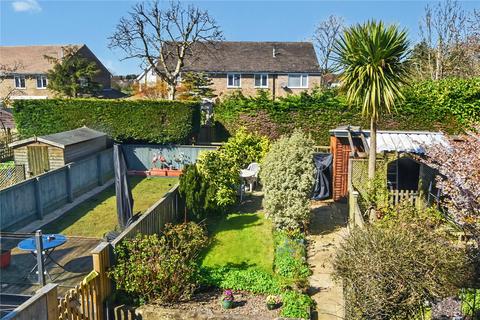 2 bed property, in Dinsdale Buildings, £210,000