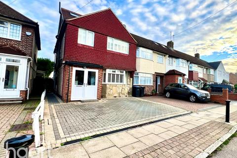 4 bed property, in Baker Street, £600,000