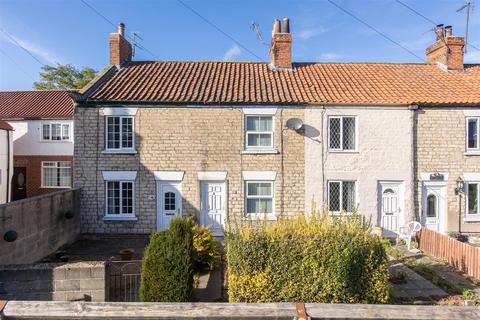 2 bed property, in 53 Scarborough Road, £139,950