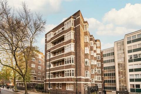 2 bed property, in Judd Street, £499,950