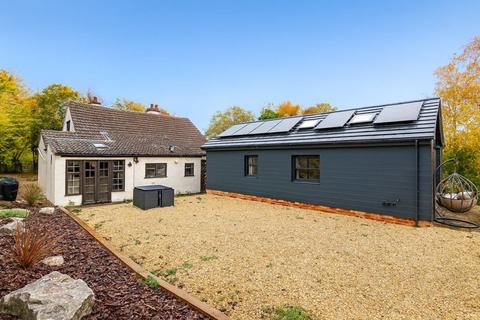 3 bed property, in Jockey Cottage, £899,995