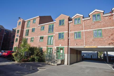 2 bed property, in Admiral Street, £100,000