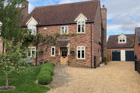 4 bed property, in Church Street, £550,000