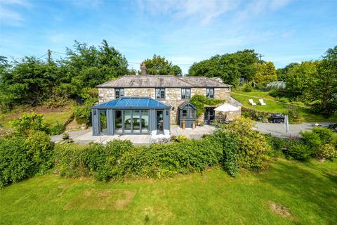 4 bed property, in Darite, £700,000