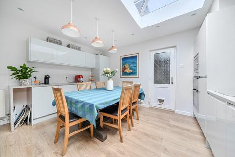 5 bed property, in The Street, £635,000
