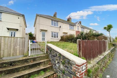 3 bed property, in Waterloo Road, £120,000