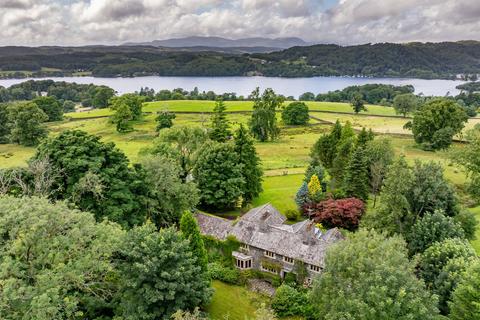6 bed property, in Bellmount, £1,650,000