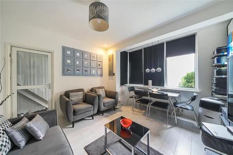 3 bed property, in Woodmansterne Road, £550,000
