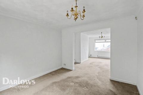 3 bed property, in Lanwood Road, £230,000