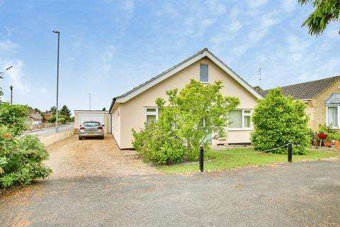 3 bed property, in Jobs Lane, £315,000