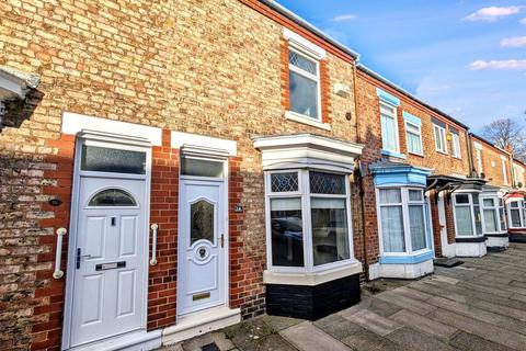 2 bed property, in Cameron Street, £99,950