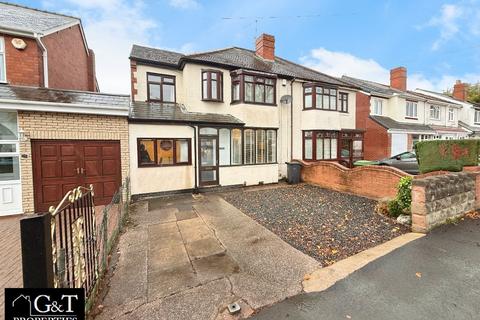 3 bed property, in Dudley Wood Road, £270,000